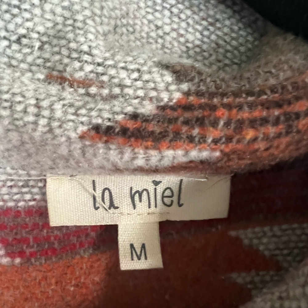 La Miel Eldora Aztec Shacket - image 3